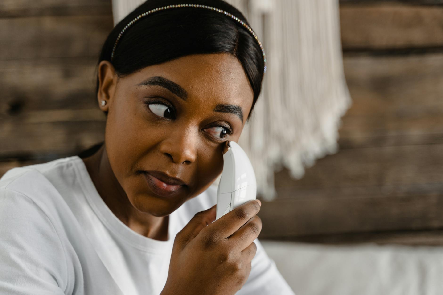at-home skin analyzer device skincare