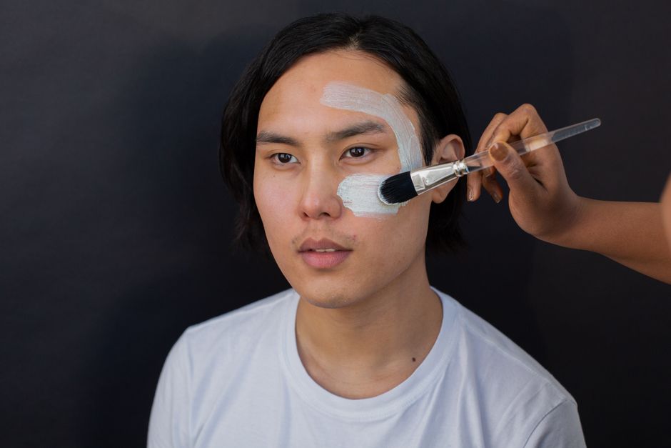 silicone mask applicator angled tip