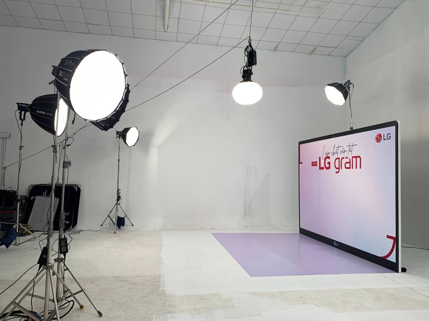 LG Pra.L LED mask